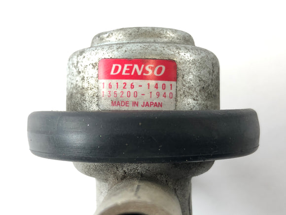 Kawasaki Zrx 1200 S ZRT20A [2003] - vzduchový ventil sekundárního vzduchového ventilu