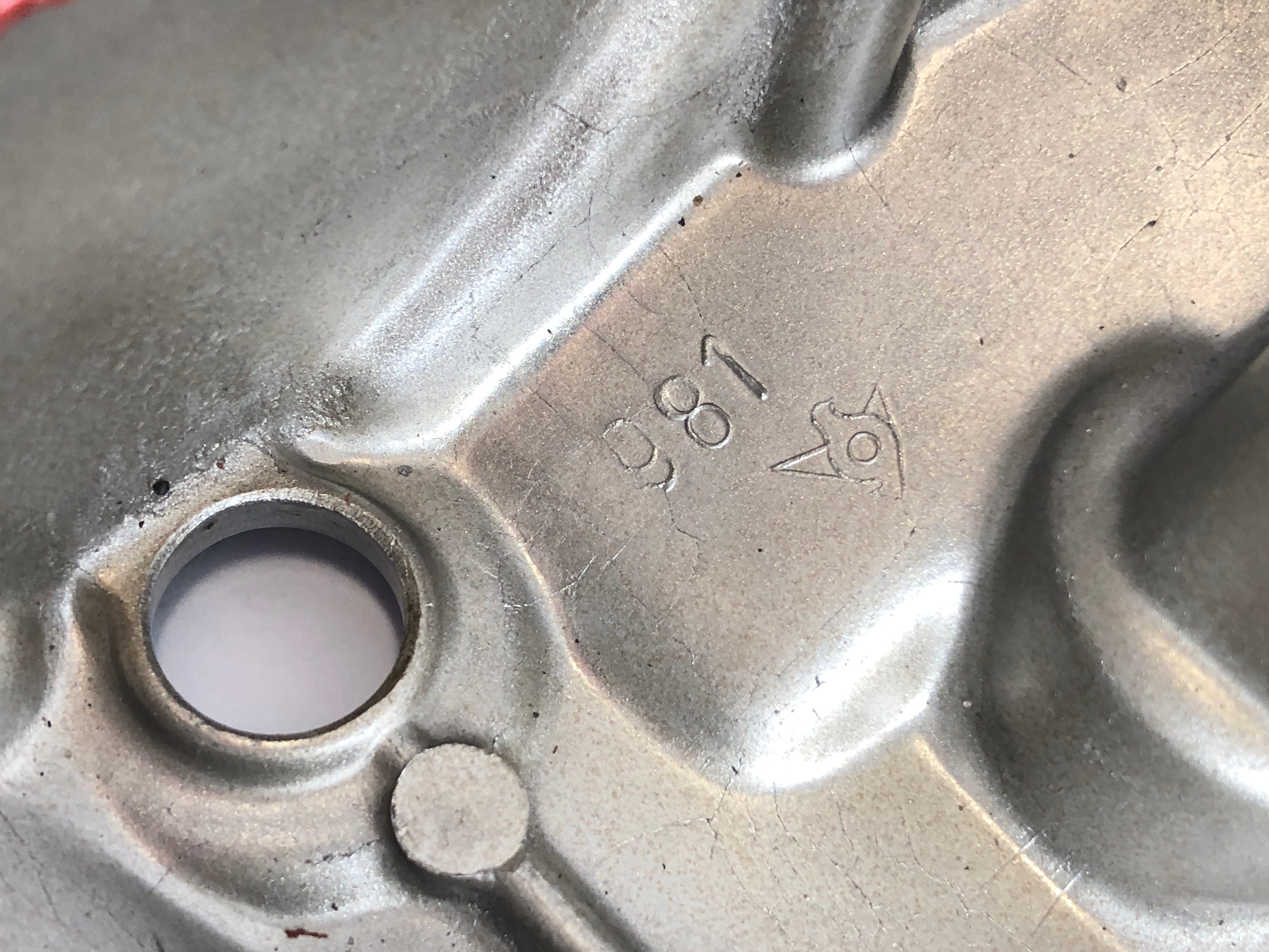 ホンダアフリカツインXRV 750 RD07 [1993] -Valve Lid Cylinder Head Lids Front