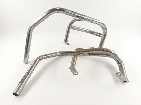 Moto Guzzi V7 Special [1970]  - 右と左でクラッシュ