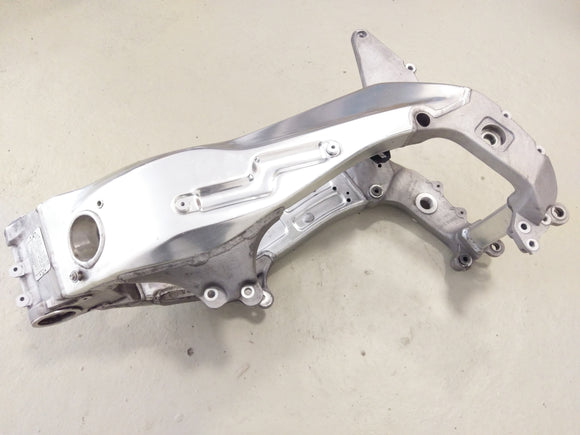 Aprilia RST 1000 Futura [2004] - Frame con documenti