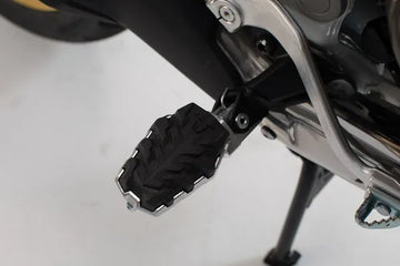 Moto Guzzi V 85 TT [SW-MOTECH] – Evolution Fußraste
