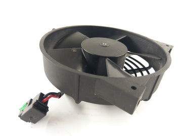 Aprilia RST 1000 Futura [2004] - Fan fanów fanów chłodnicy