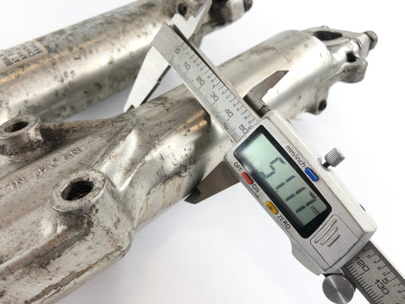 铃木T 500 [GT 500]  - 带轴的叉子电视