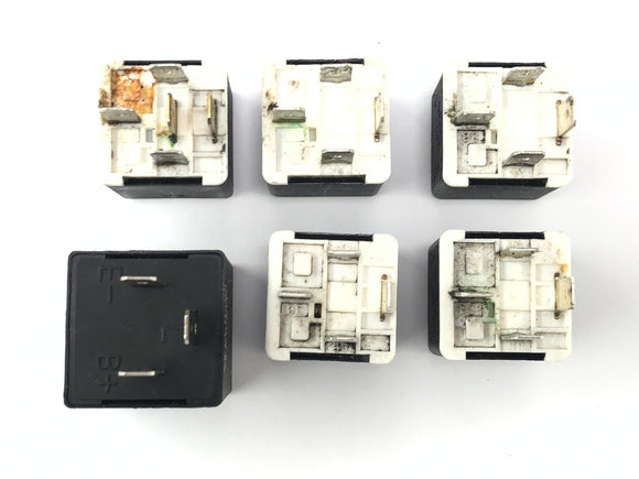 Triumph Sprint St 1050 [2005] - Poskytovatelé blikání relé jsou svazek