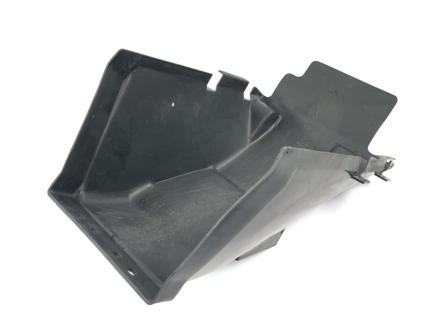 Kawasaki GPZ 1000 RX [1987] - Carenado interior guardabarros trasero