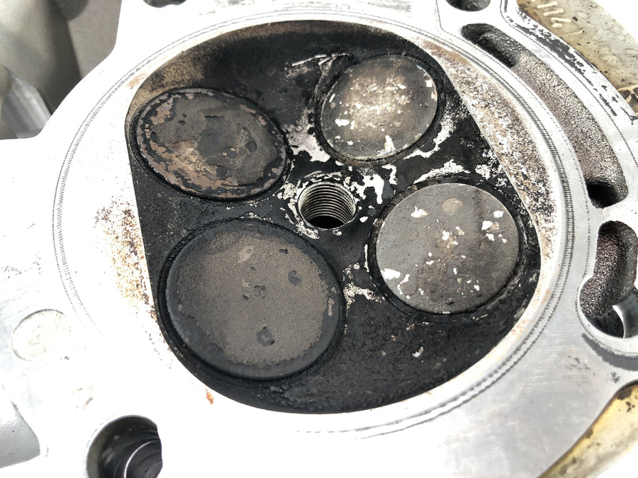 BMW R 1150 R R21 [2003] - Zylinderkopf rechts Ventilkopf