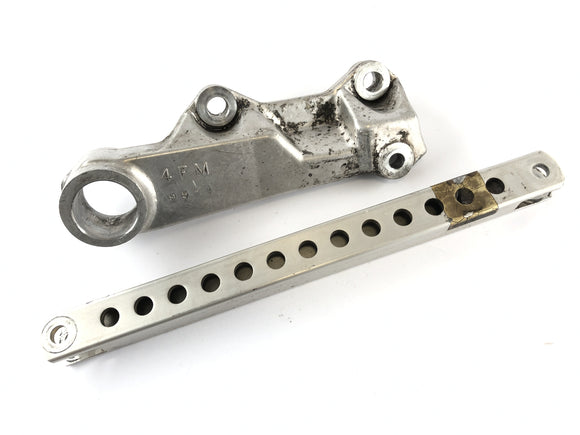 Yamaha Yzf 750 R 4hn [1996] - Ancre de frein avec une jambe de force d'ancre