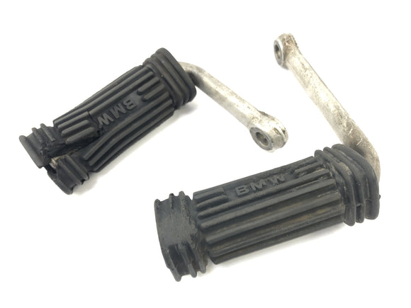 BMW R 60/5 [1973]  - 左右のドライバーのフットレスト