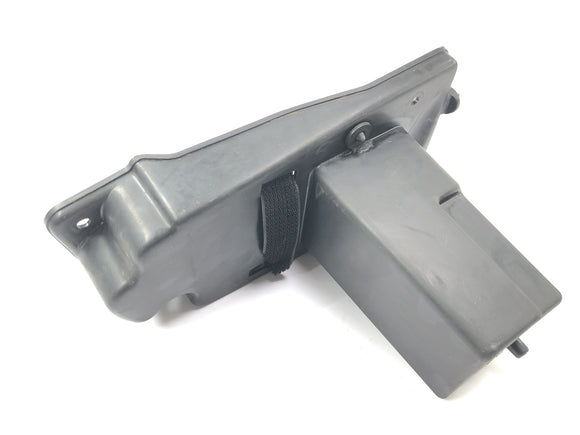 川崎VN 1500クラシックVNT50D [2001]  - ツールコンパートメントStaufach