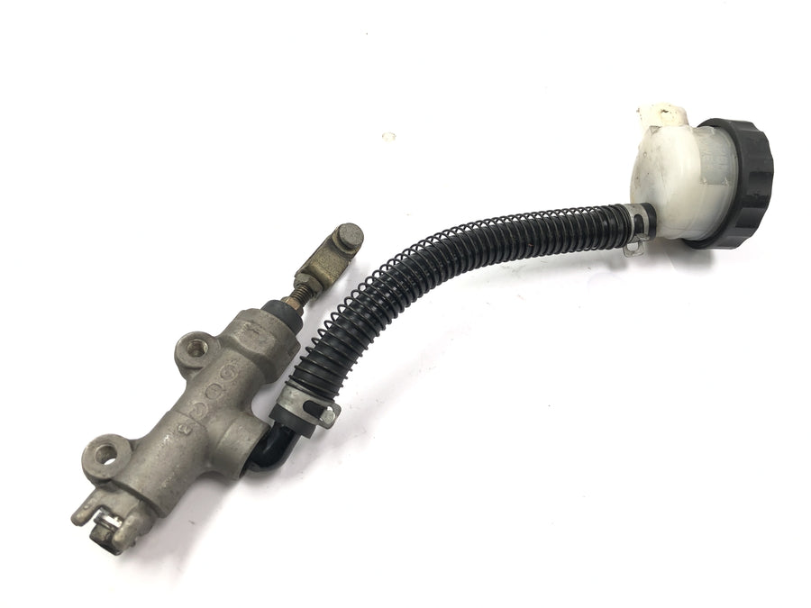Kawasaki VN 1500 Classic VNT50D [2001] - rear wheel brake pump brake pump at the rear brake cylinder