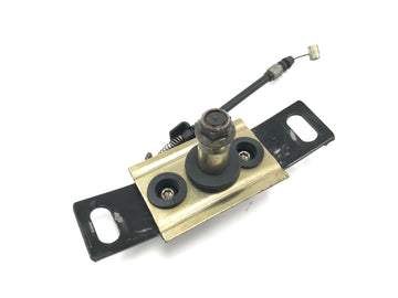 Triumph Adventurer 900 T309RT [1998] - Sitzbankverriegelung hinten