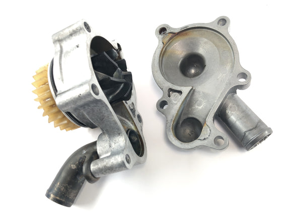 Yamaha MT 03 RM02 [2007] - Girante dell'alloggiamento della pompa della pompa del liquido di raffreddamento della pompa dell'acqua