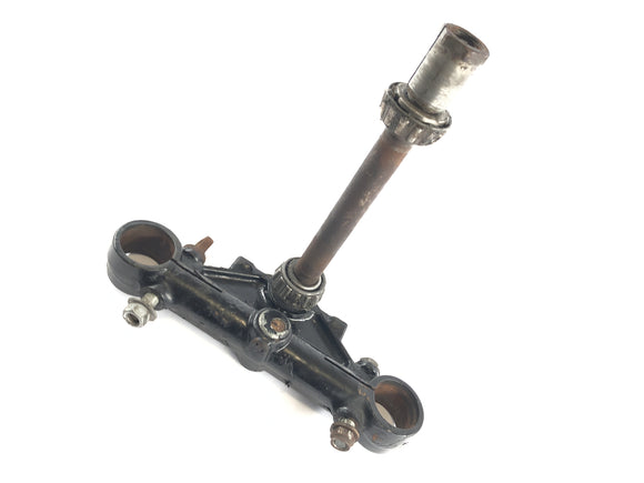 Triumph Bonneville T140V [1976] - Puente de la bifurcación debajo