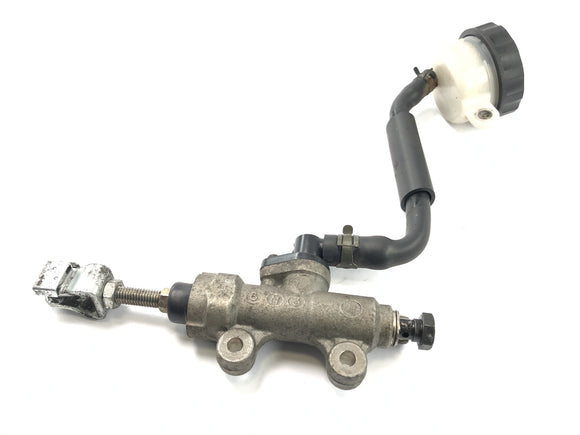 Honda SLR 650 RD09 [1997] - Bomba de freno en el cilindro principal del freno del freno Sistema de freno trasero cilindro de freno