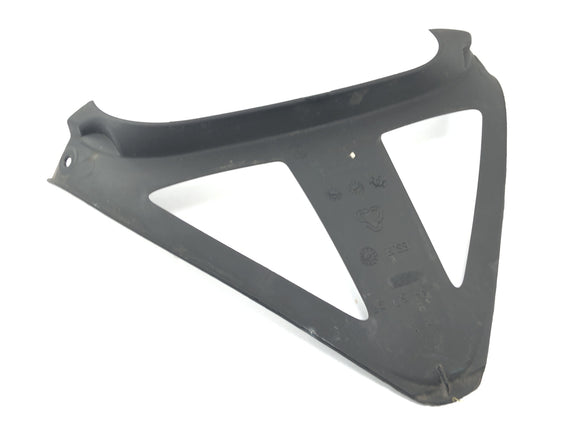 Triumph Sprint St 1050 [2005]  - 中央の下のクラッディングキールクラッディング