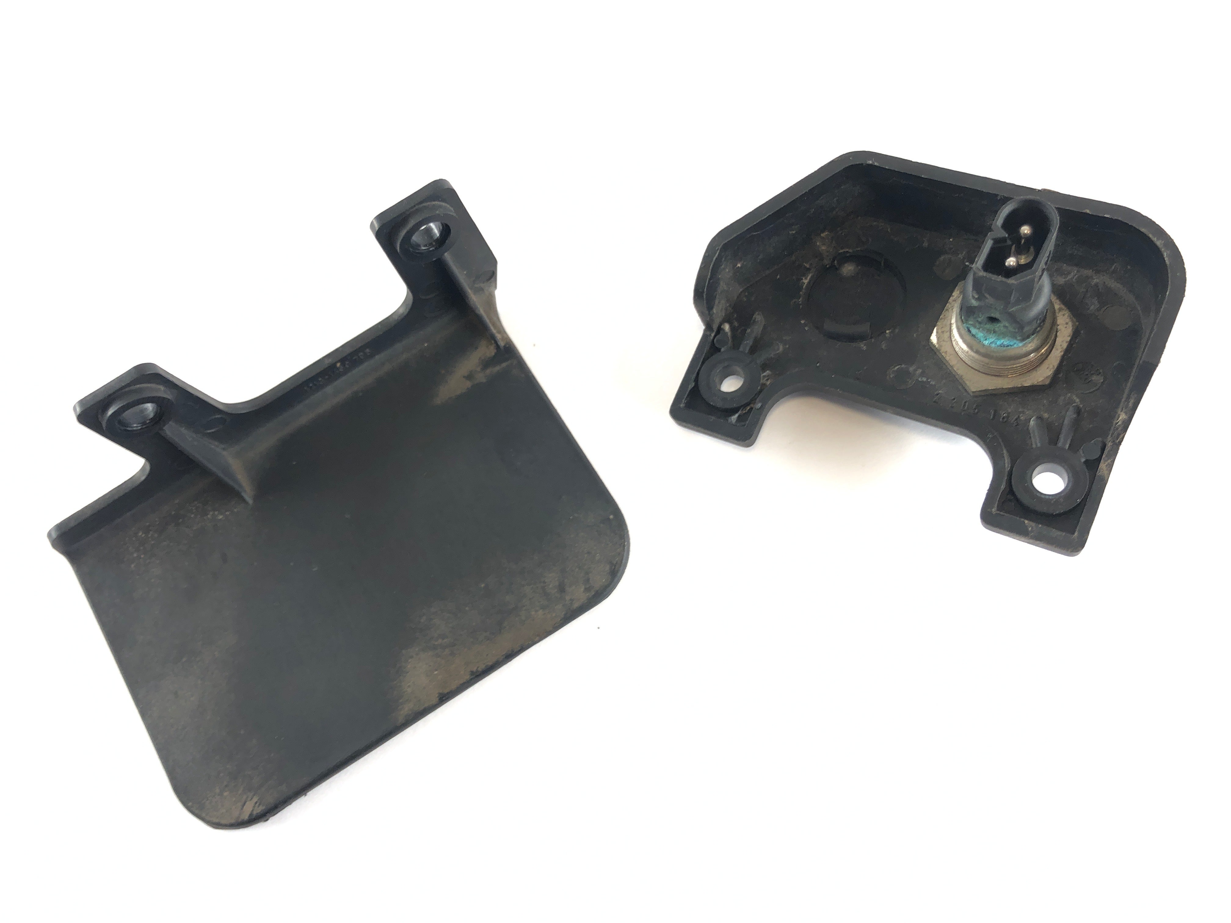 BMW K 1100 LT [1991] - Ignition coil cover with socket