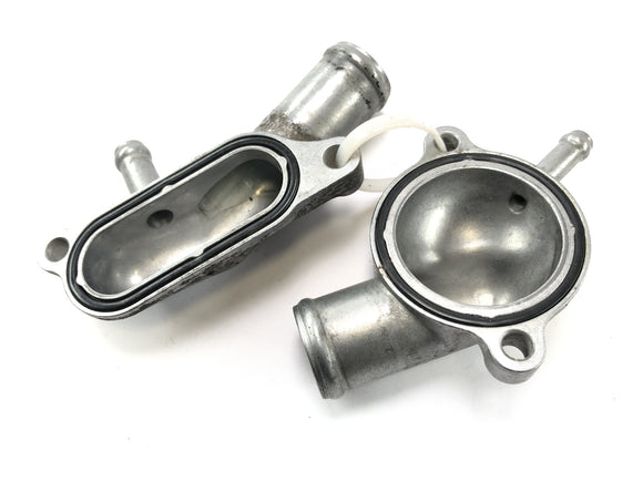 Honda CBR 900 RR SC28 [1994] - Фланцы охлаждающей воды