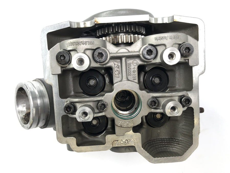 KTM 950 SM LC8 [2008] - első hengerfej