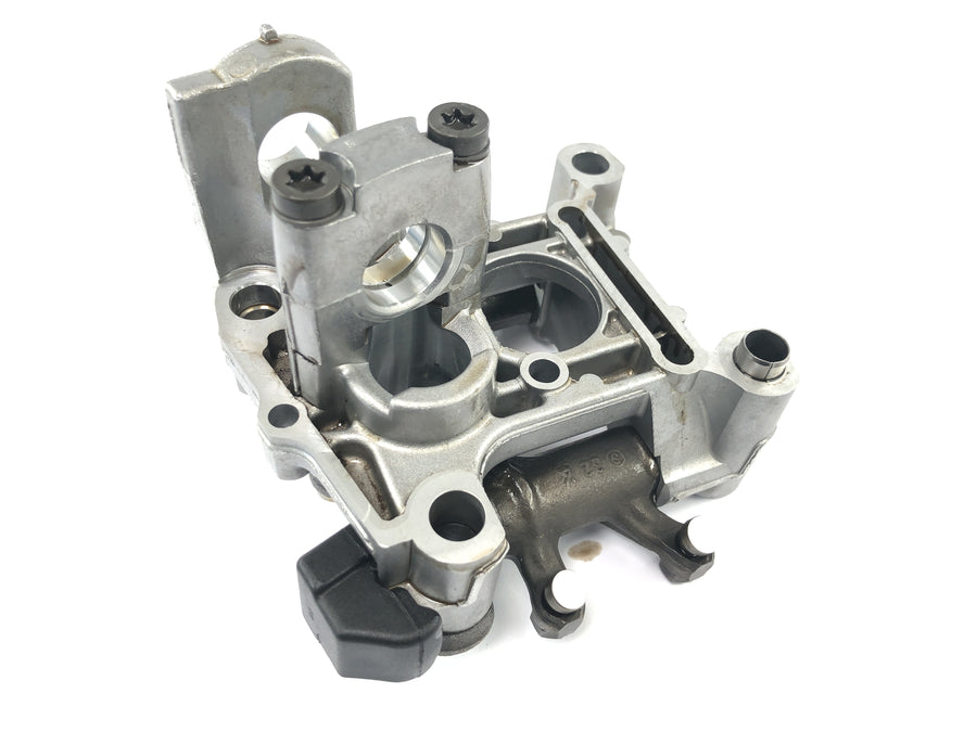 BMW R 1150 RS R22 [2003] - ロッカー アーム ブラケット ロッカー アームのペアは、左右のロッカー アーム ブラケットをサポートします