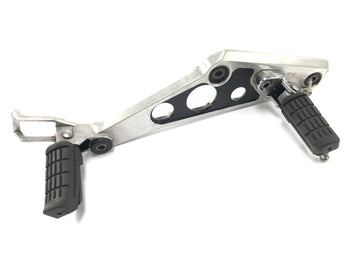 Honda CBX 750 RC17 [1984] - footrest system right footrest