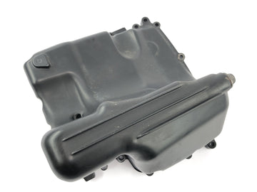 Triumph Street Triple R 675 D67ld [2010]  - オイルパンエンジンの蓋