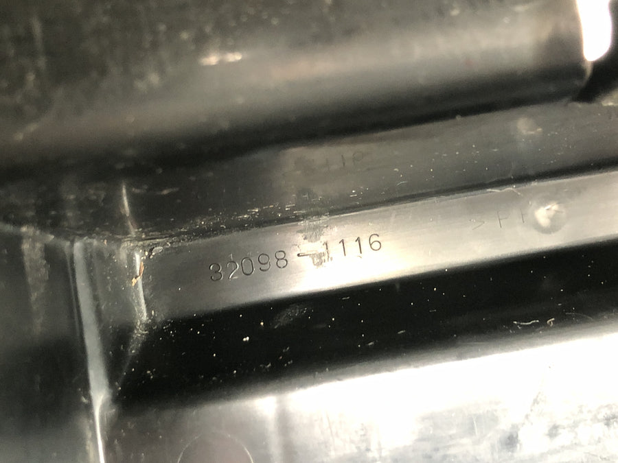 Kawasaki ZRX 1200 S ZRT20A [2001] - Werkzeugfach Werkzeugkasten Staufach mit Abdeckung