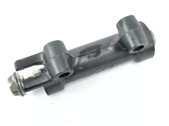 Kawasaki ZRX 1200 S ZRT20A [2002] - Distribuidor de frenos en la parte delantera