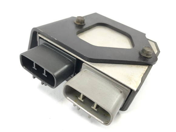 Triumph Street Triple R 675 D67LD [2010] - Regulador do Regulador de tensão Regulador FH012AB