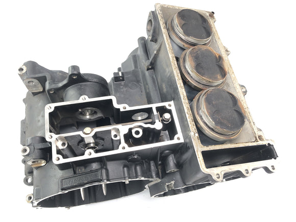 Triumph Daytona 900 T300 [1993] - Motorské pouzdro s běžícími zásuvkami a písty