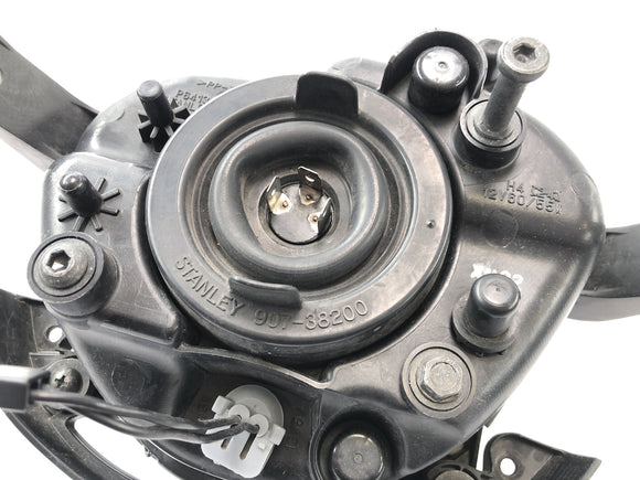 Suzuki VZ 1500 WVCU [2011] - Фара переднего света основная фара