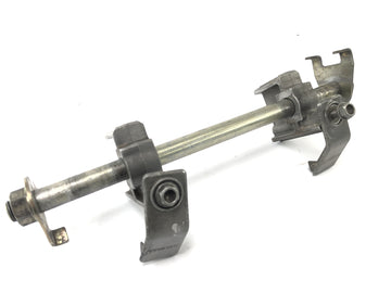 Ducati Monster M600 [1995] - Задняя ось с осью осью цепного натяжения