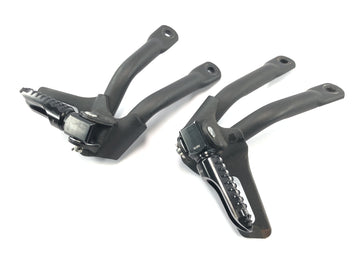 Yamaha MT 03 RM02 [2007] - Fußrastenanlage Sozius Fußrasten Halter hinten Paar