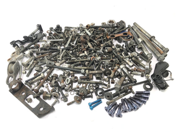 スズキ GSX-R 1100W GU75 C [1994] - 残りのパーツとネジ混合ロット