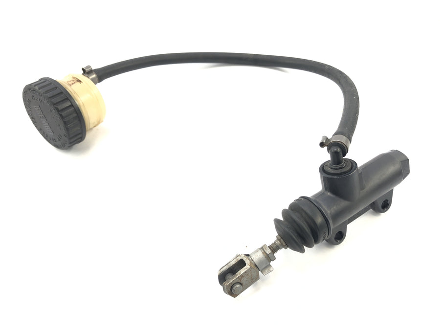 BMW R 1100 S R11S [2005] - Brzdové čerpadlo za sebou