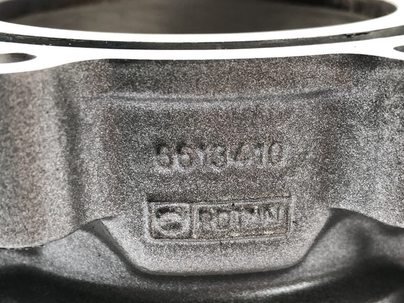 Aprilia Rst 1000 Futura [2002] - Cilinder met zuigers aan de voorkant