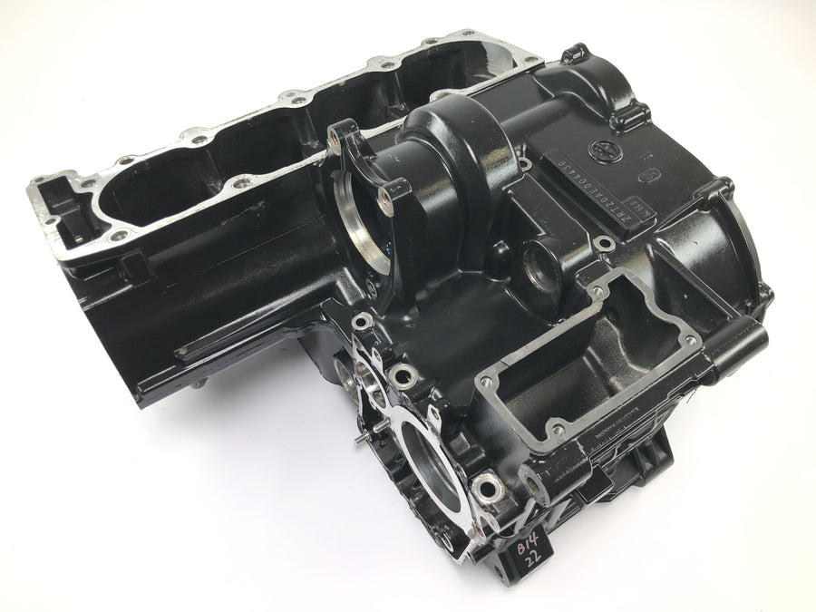 Kawasaki ZRX 1200 S ZRT20A [2001] - Motorgehäuse Kurbelgehäuse Motorblock Leergehäuse