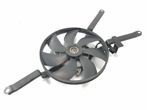 Suzuki VZ 1500 WVCU [2011] - Jäähdyttimen jäähdyttimen tuuletin