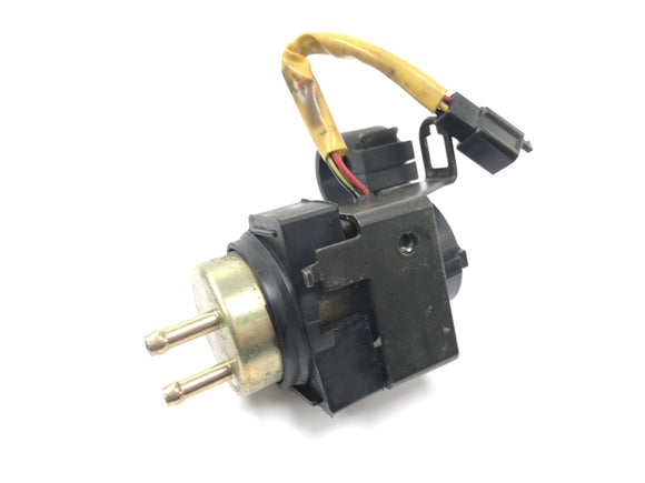 川崎VN 1500クラシックVNT50D [2001]  - ガソリンポンプ燃料ポンプ