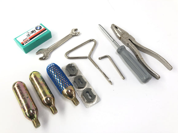 BMW R 1200 R [2007] - Бордовый инструмент с сумкой