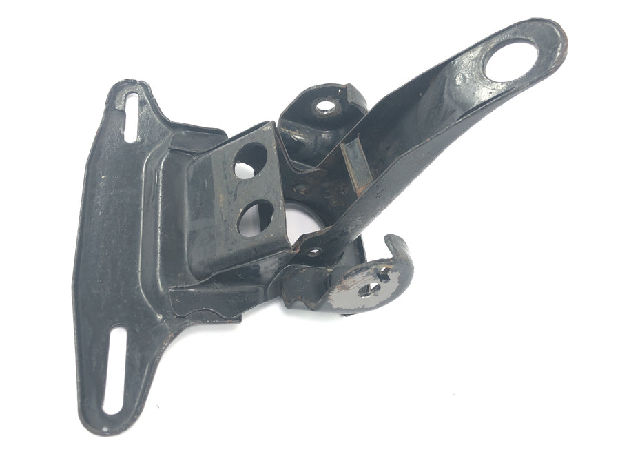 Yamaha DT 175 2K4 [1982] - bakljusfäste, lamphållare, bakljusstöd