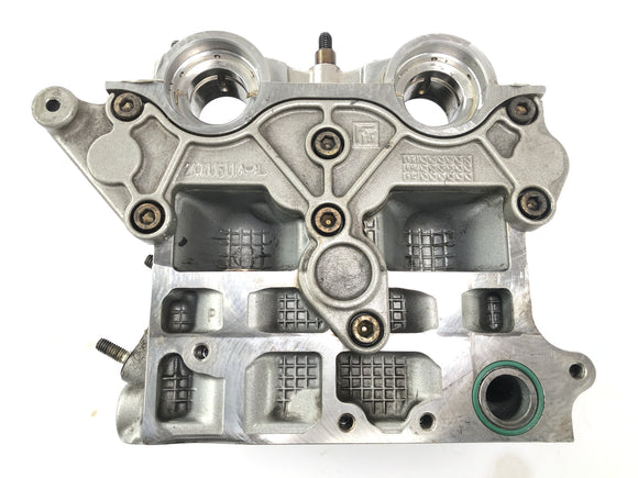 Ducati 999 H4 [2003] - hlava válce vpředu