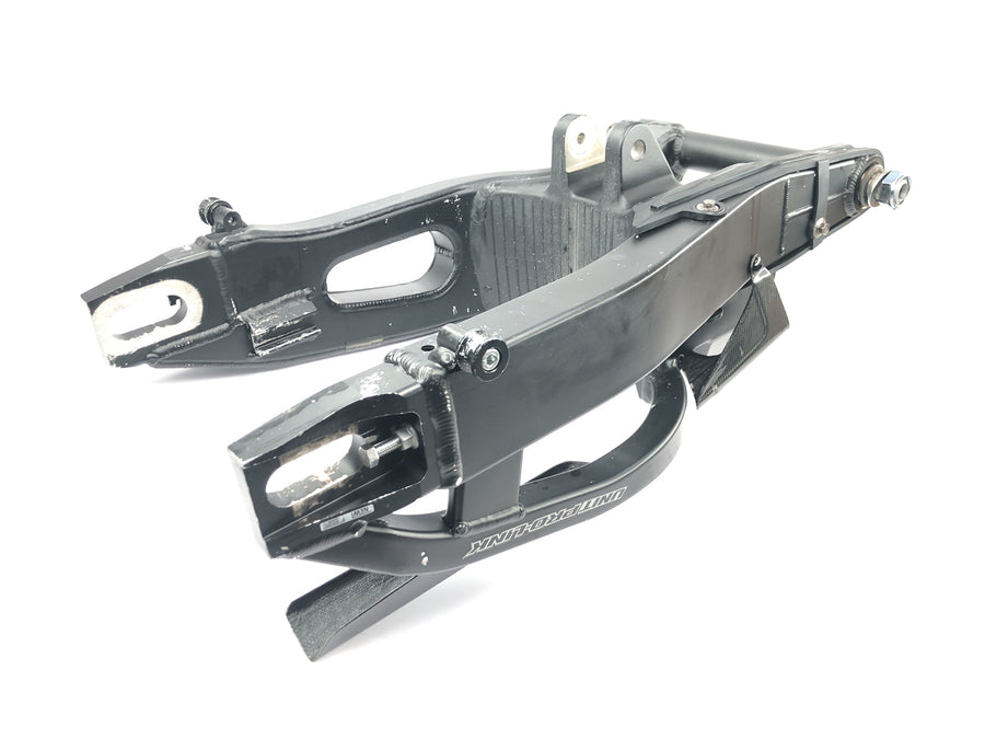 本田 CBR 1000 RR SC57 [2006] - 带摇臂轴的摇臂后轮摇臂