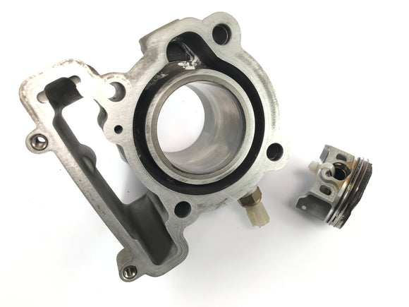 SWM SM 125 R [2018] - ピストン付きシリンダー