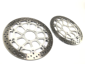 Ducati 999 H4 [2003] - jarrulevyt edessä 320 x 4,40 mm