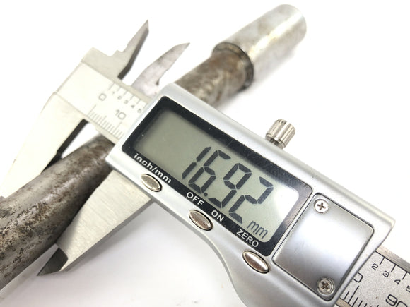 Yamaha XT 500 1U6 [1981] - передняя ось оси вкладыша