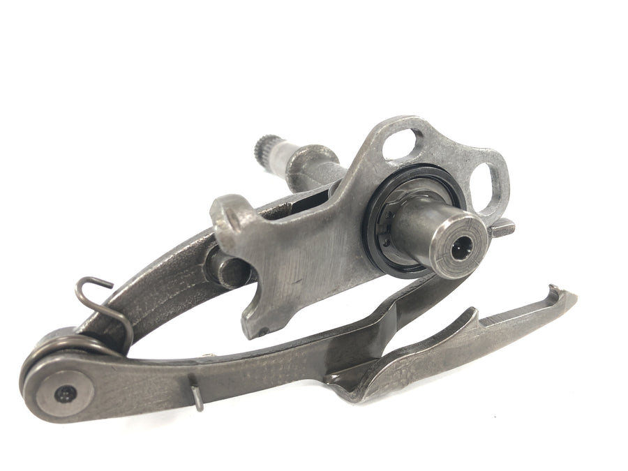 Ducati Monster S4R M4 [2004] - mechanismus řazení hřídele řadicí páky