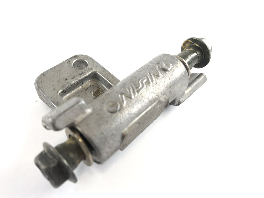 Suzuki Bandit 1200 GV75A [1998] - Bremsepressdistributør Front Wheel Brake