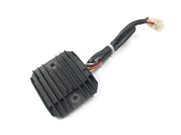 Yamaha TRX 800 4un [1996] - Spændingsregulator ensretter controller Delicacies