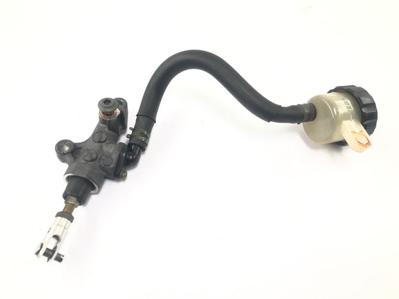 Yamaha YZF R1 RN01 [1998] - Brzdové čerpadlo za sebou