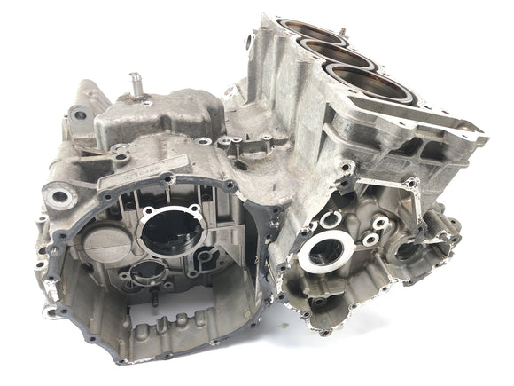 Triumph Sprint St 1050 [2005] - Blok krytu motoru prázdného krytu s pístem